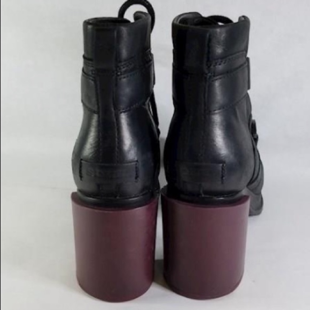 Amazing SOREL-W Margo Lace boots - Picture 7 of 16